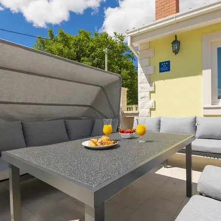 Tatil Evi Maslina Near Omis